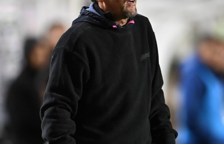 Carlos Desio busca regularidad Cienciano para lograr el objetivo