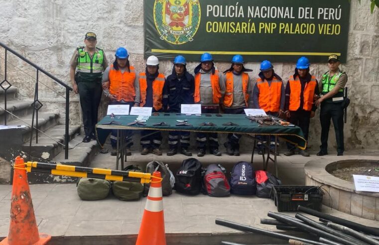 Detienen a banda de ladrones de cables de cobre