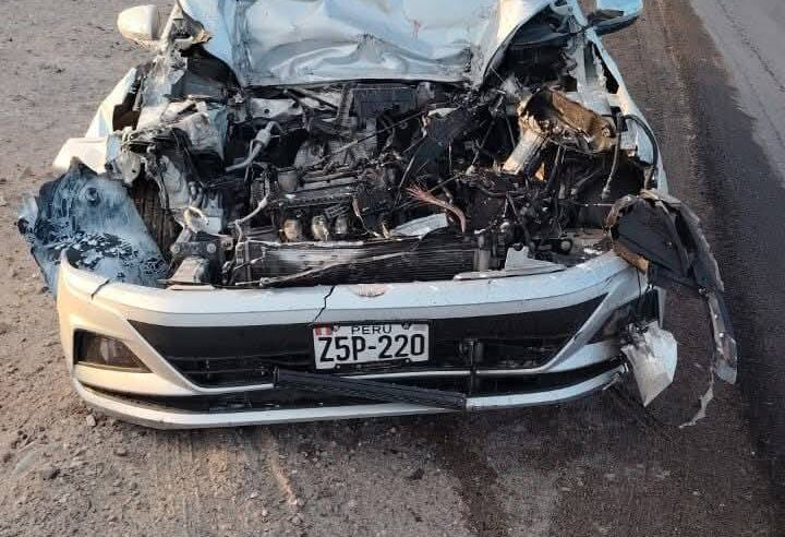 Triple choque en La Joya deja dos menores heridos