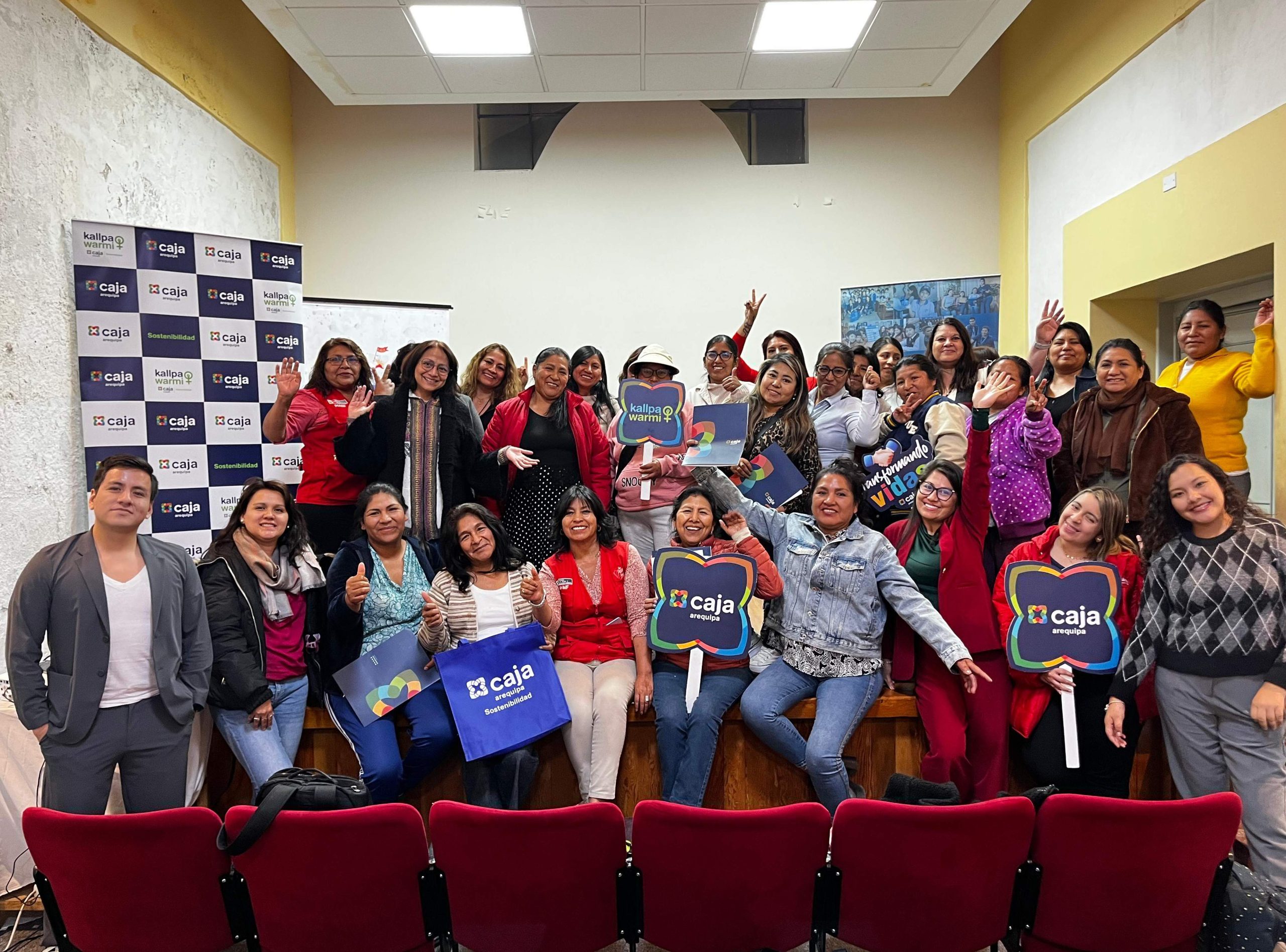 Nueva edición de Kallpa Warmi impulsa crecimiento de los negocios de mujeres