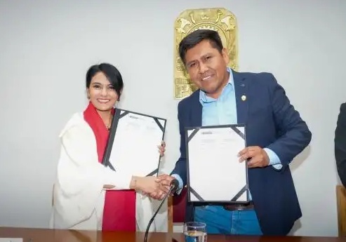 Firman convenio para construir 13 centros infantiles en la región