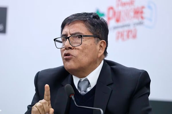 Congreso: piden citar a Zanabria por supuesta filtración a El Monstruo