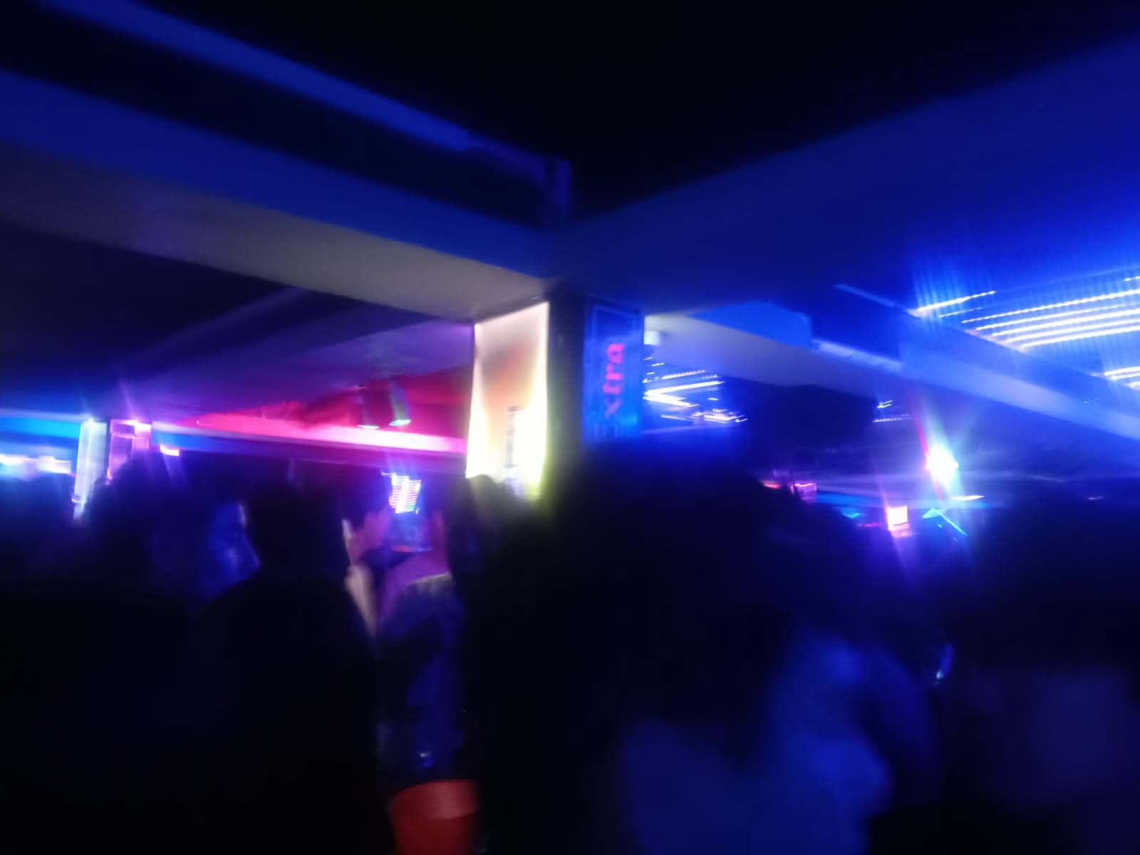 Mano dura contra subterráneas y sofocantes discotecas en el centro