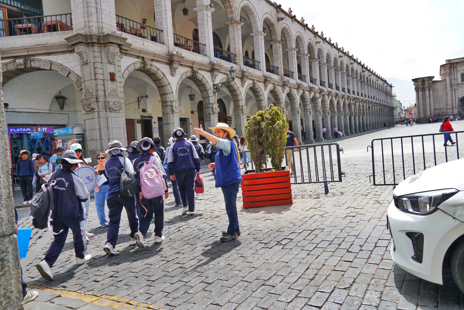 Impulsan tours guiados para escolares para promover respeto al patrimonio