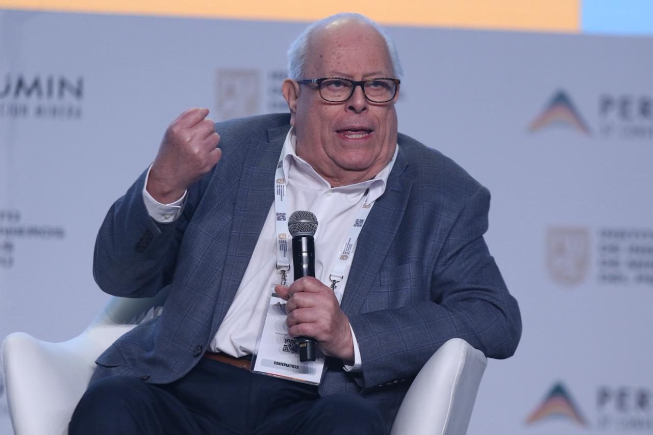 Julio Velarde: Los próximos presidentes cargarán con el desprestigio de la inflación si se cede a la tentación política