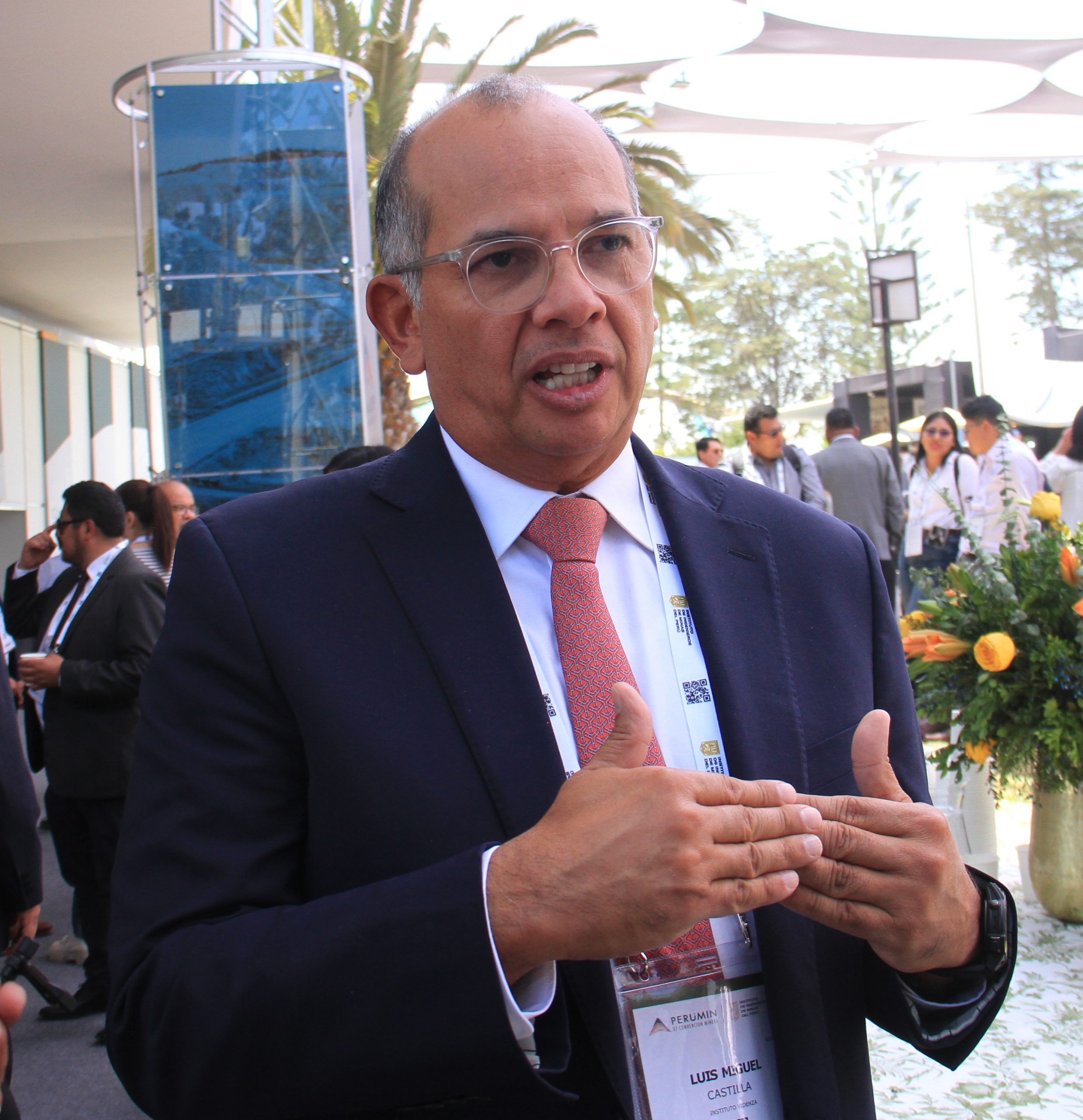 Luis Miguel Castilla: “Tenemos que hacer funcionar la descentralización”