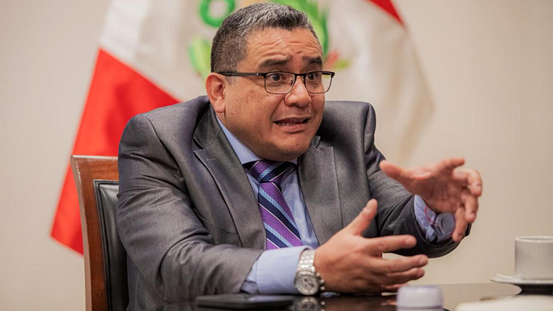 Tomás Gálvez removió a fiscales que investigan a Santiváñez