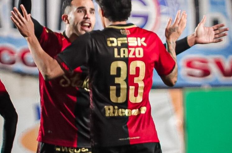 El Dominó mejora y empata con Garcilaso