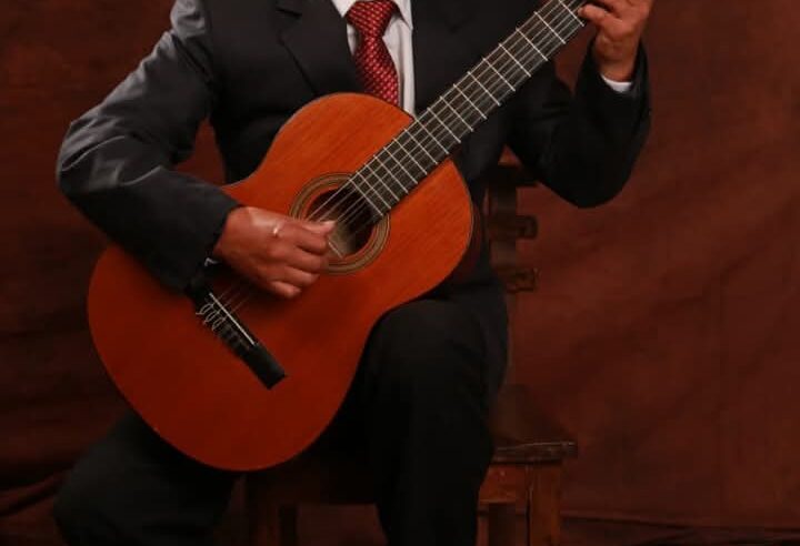 Arequipeño Percy Murguía representará al Perú en Festival Guitarras del Mundo