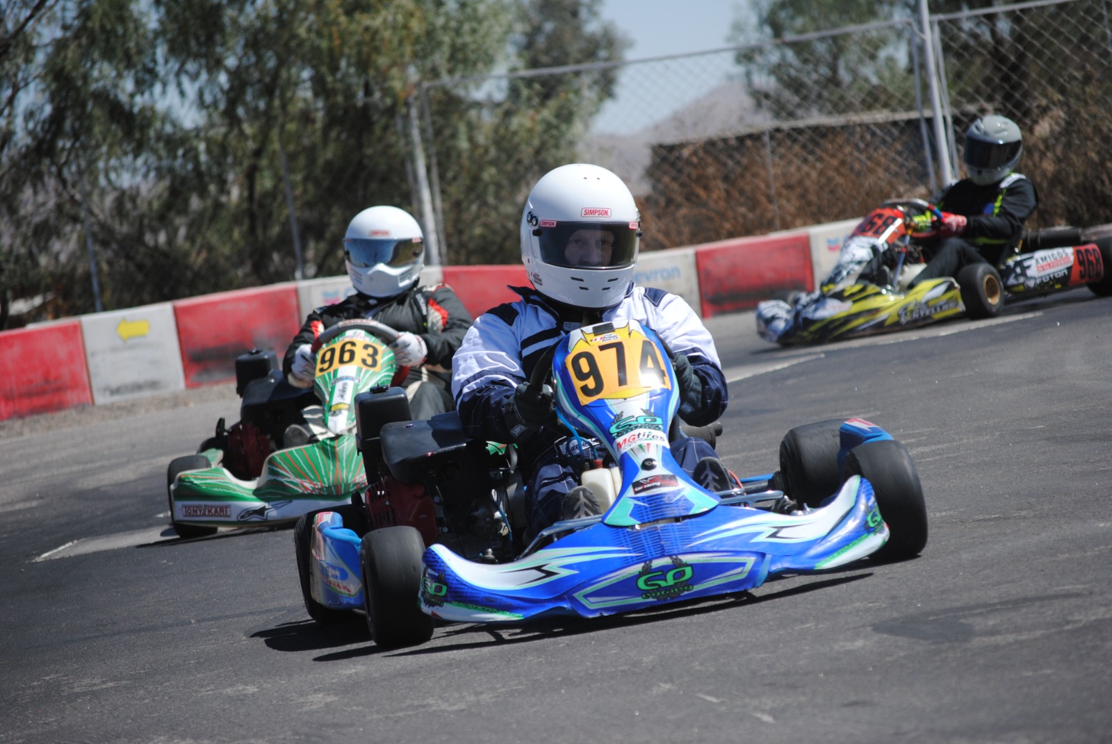 Excio Oviedo busca brillar en carrera nocturna de kartismo