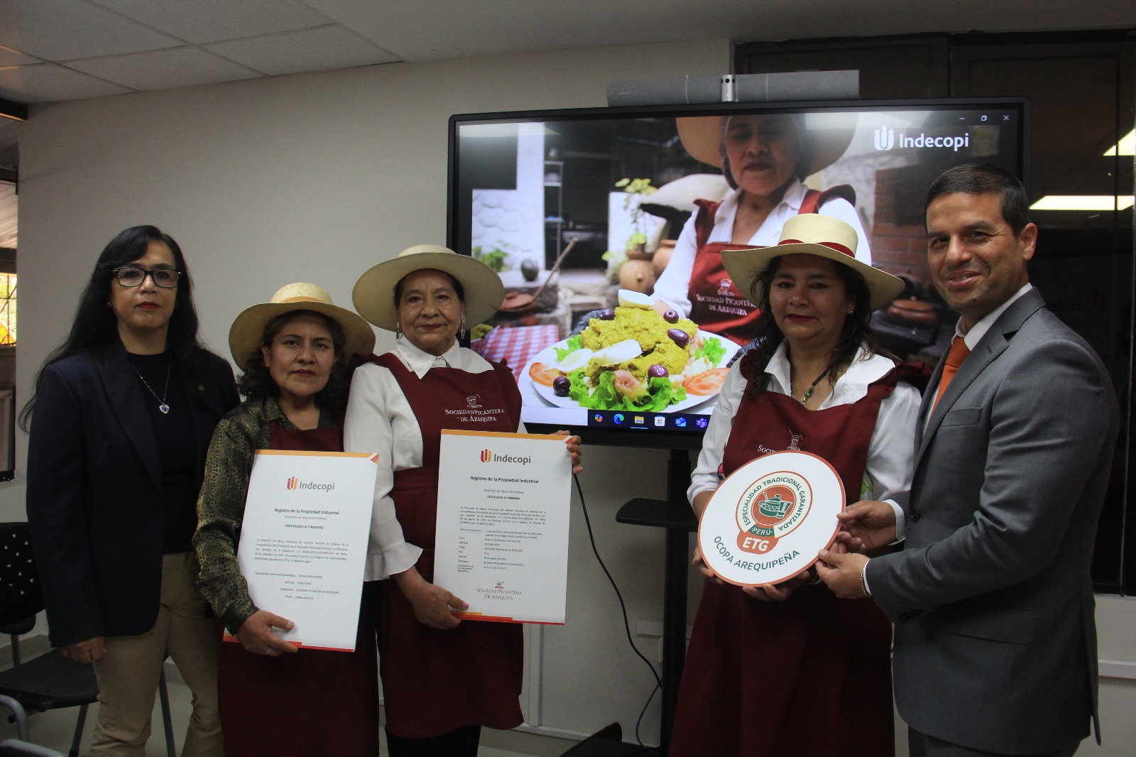 Ocopa arequipeña obtiene sello ETG y se suma al mapa gastronómico de Perú