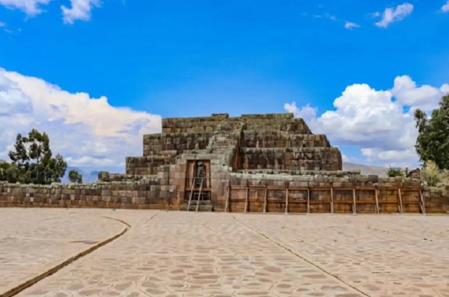 Restaurarán el Ushno, estructura ceremonial inca de Vilcas Huamán