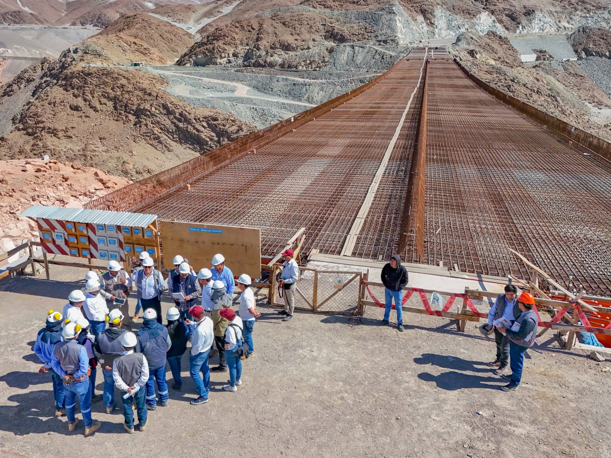 Contraloría alerta fallas en puente de la autopista Arequipa – La Joya