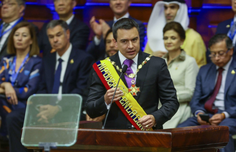 Corte de Ecuador suspende convocatoria de Noboa a referéndum