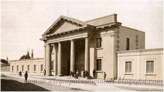 ¿Quién y cómo hizo asilo Lira?