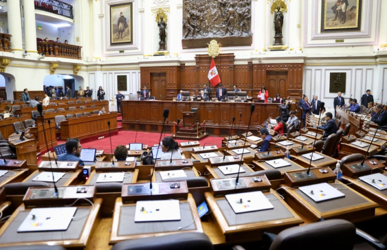 Aprueban gratificaciones, CTS y subsidio para trabajadores CAS