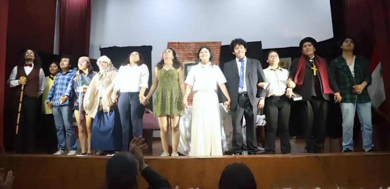 Universitarios celebran la pasión por el teatro