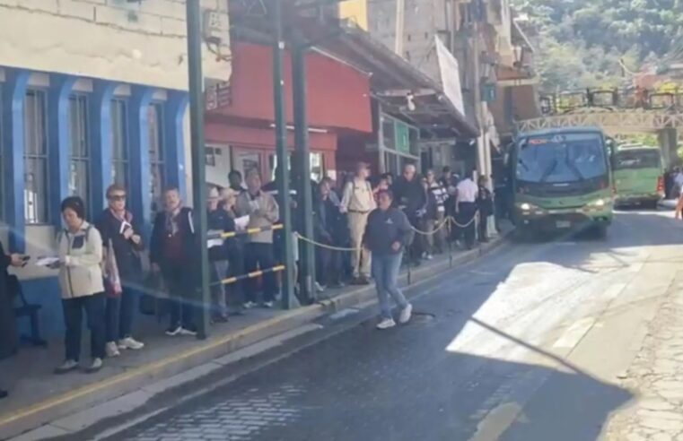 Anuncian ingreso de 18 buses para el traslado de turistas
