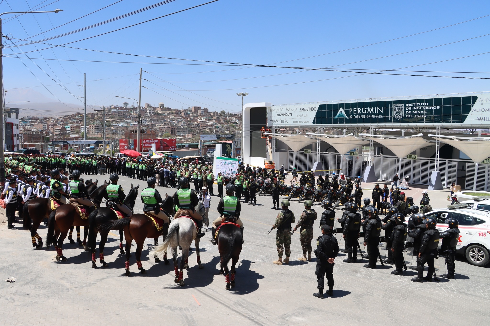 Entra en operatividad plan policial por PERUMIN 37