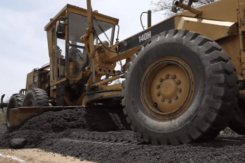 Municipios reciben asfalto fresado para mejorar vías