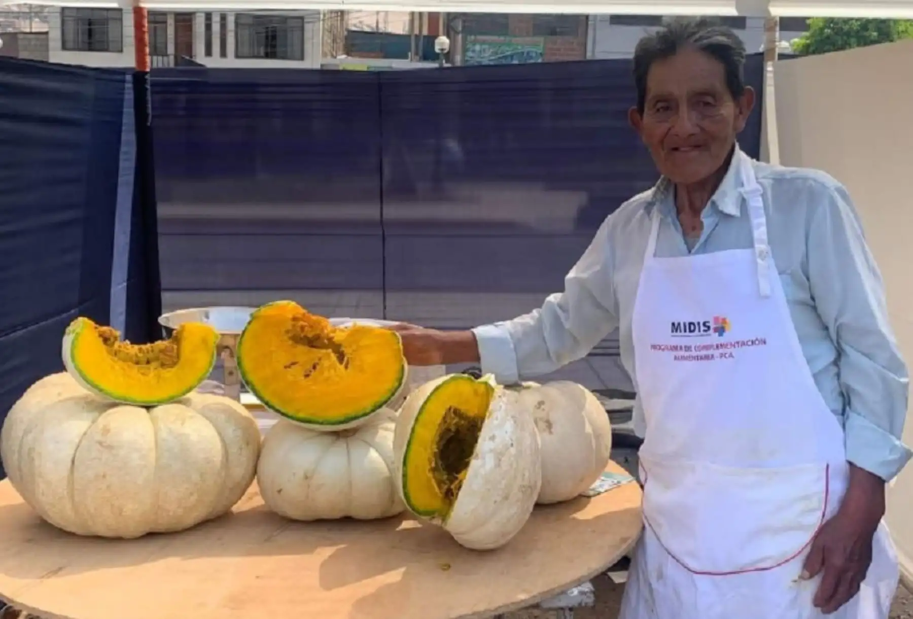 Donan dos toneladas de pescado y zapallo a la población de Tacna
