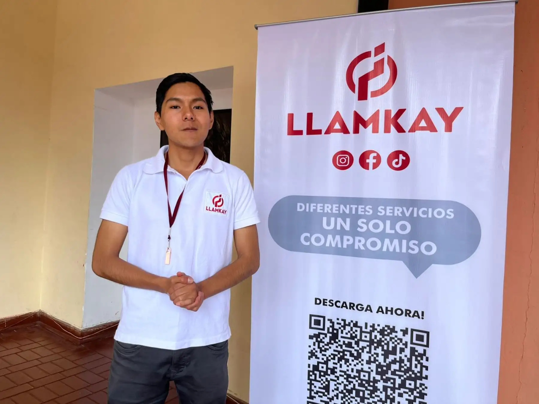 Universitarios lanzan APP “Llamkay”: conecta servicios y promueve trabajo