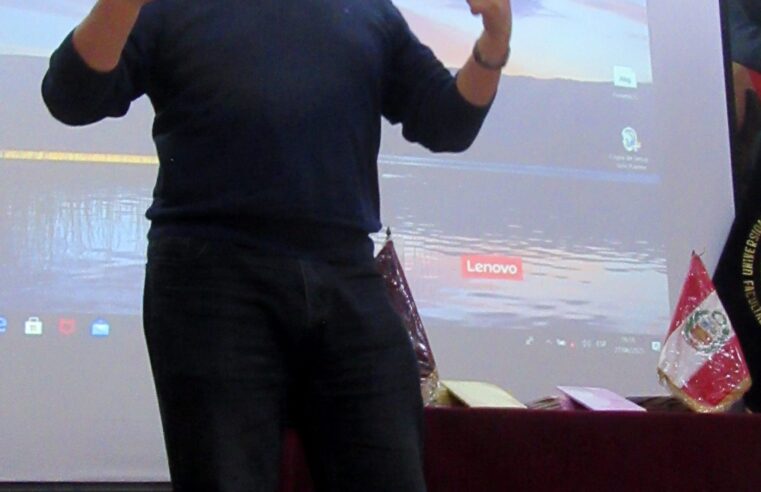 Dramaturgia imperativa, según su autor