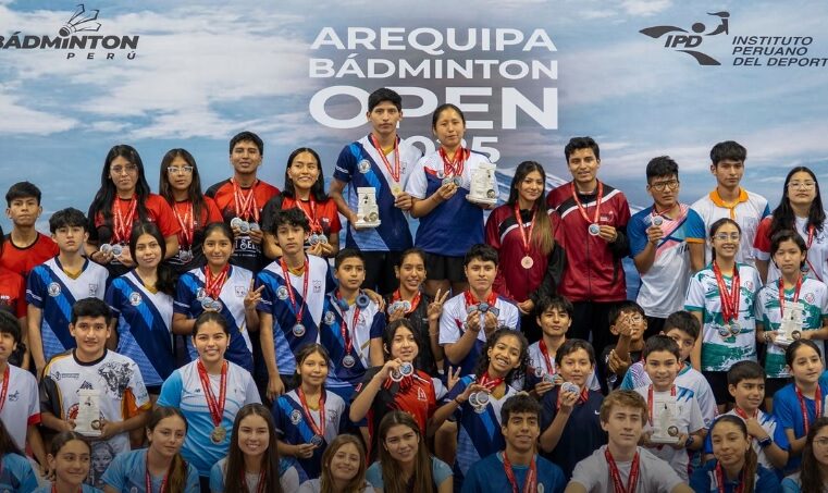Arequipa cerró con éxito el nacional de bádminton Grado 3