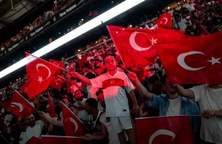 Sancionan a 149 árbitros de fútbol por implicación en apuestas deportivas