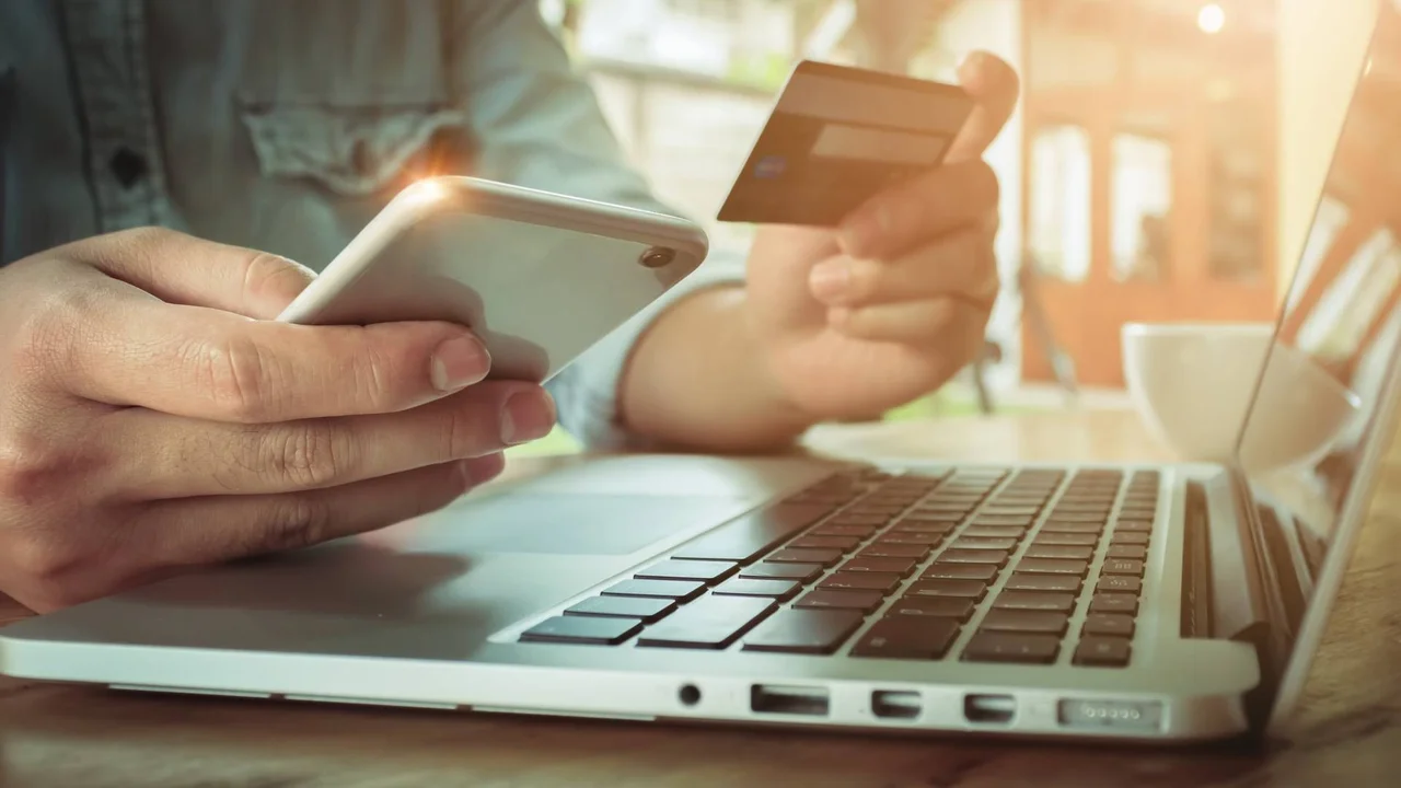 Estafas con IA ponen en peligro a pymes y familias peruanas