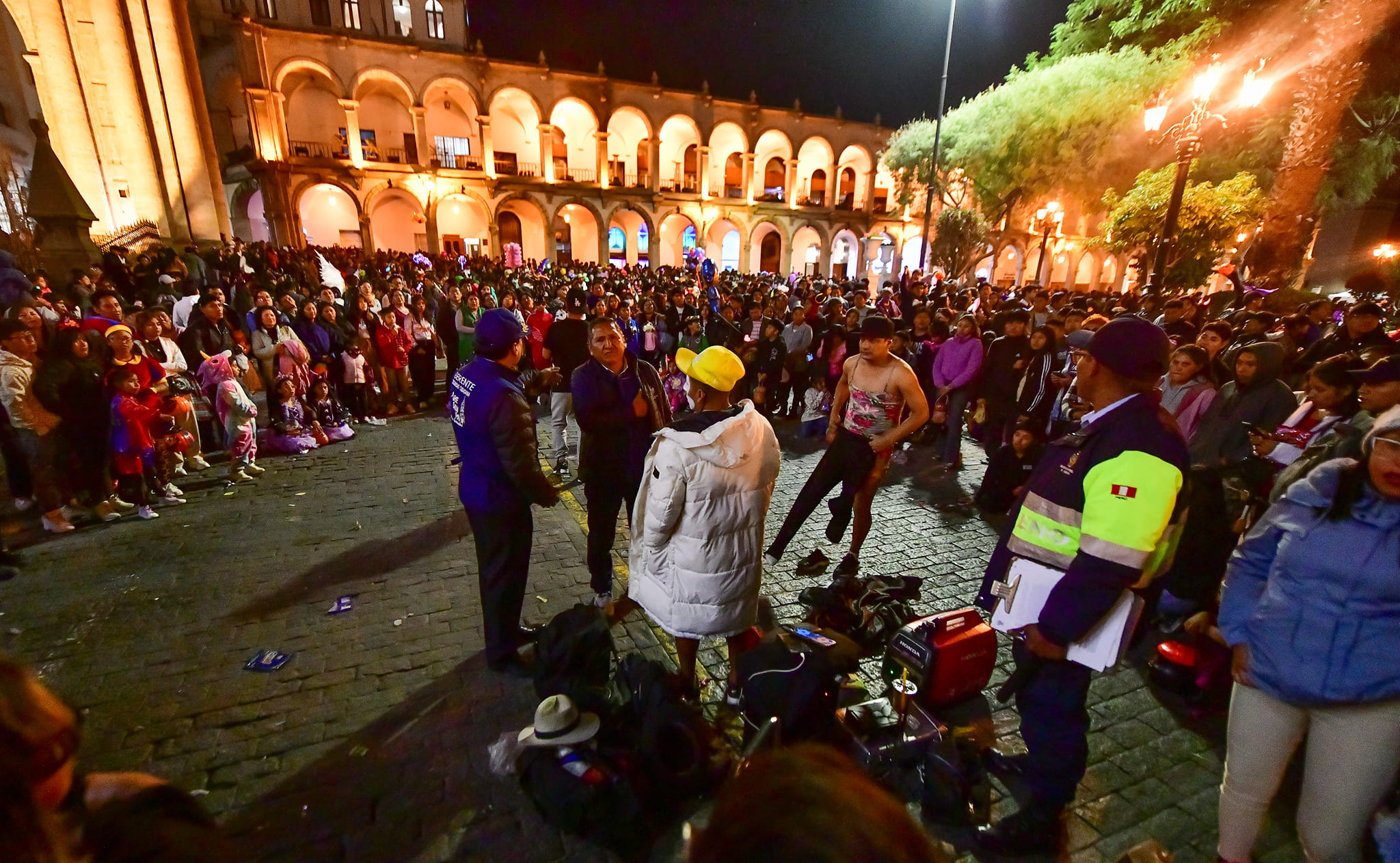 Implementarán plan para proteger la Plaza de Armas en días festivos