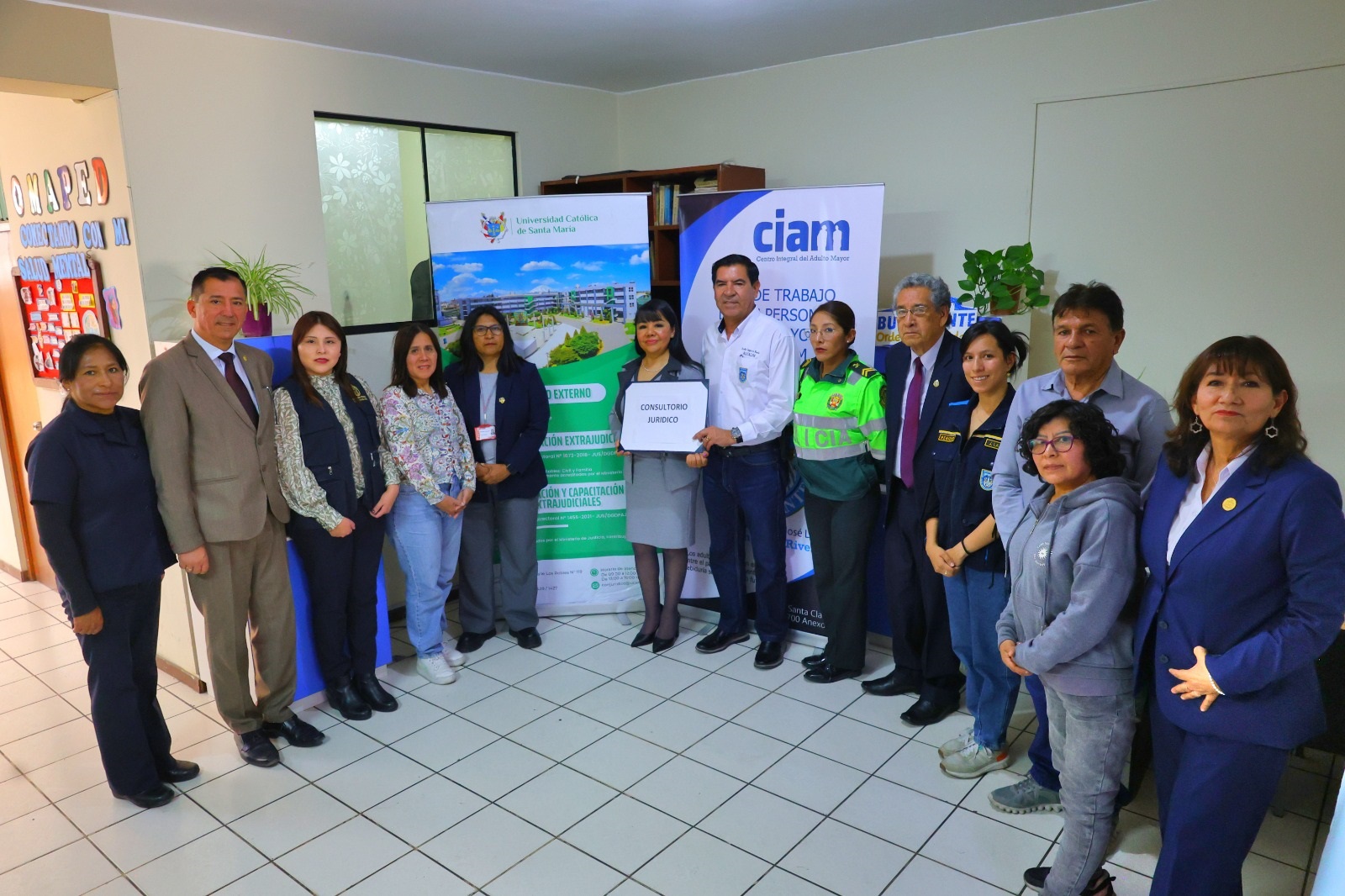 Habilitan consultorio jurídico para adultos mayores en Bustamante