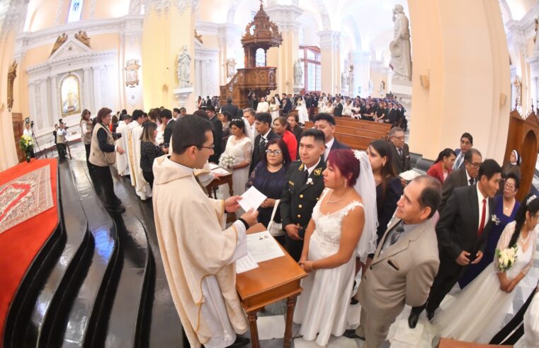 Arequipa: récord nacional de matrimonios masivos
