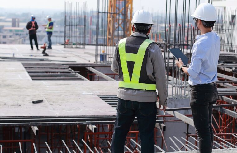 LOS DERECHOS DE AUTOR SOBRE LAS OBRAS ARQUITECTÓNICAS