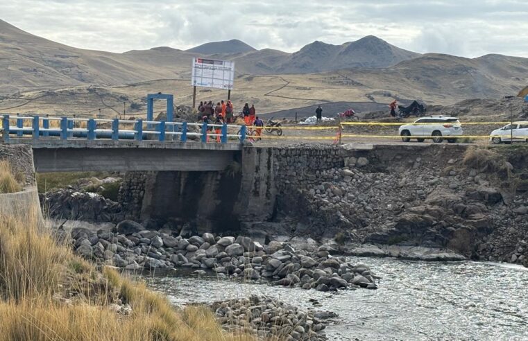 Colapsa puente en Cayarani por nevadas y lluvias intensas