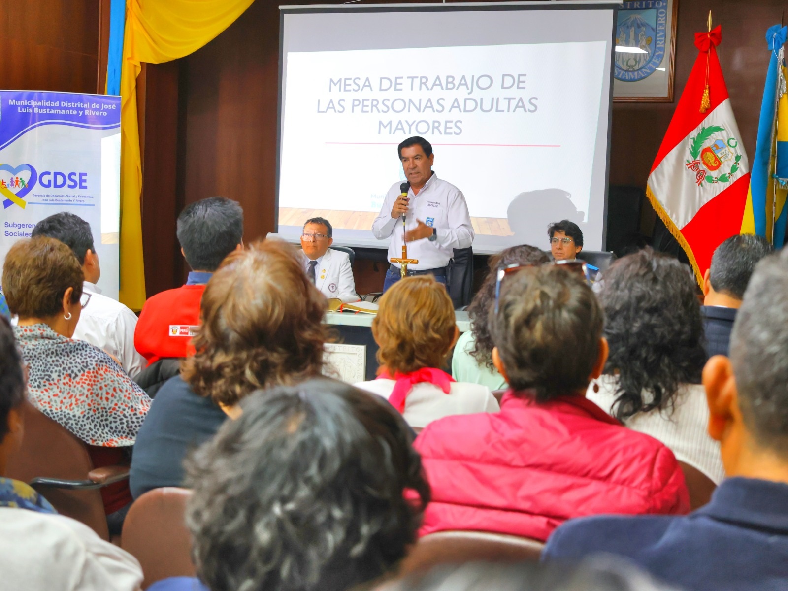 Alcalde de Bustamante y Rivero asistirá a VIII Encuentro de Municipios Saludables