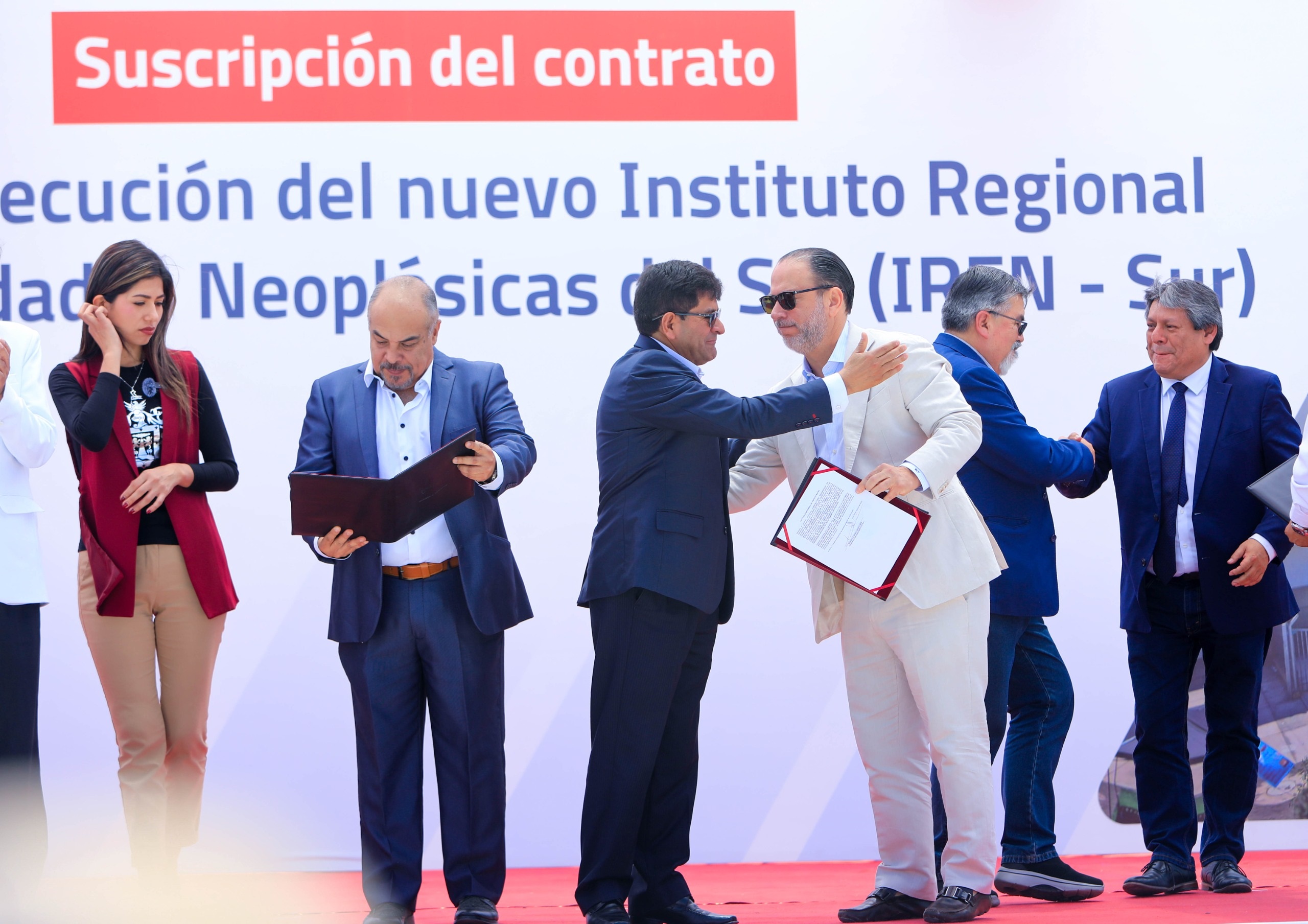 ANIN y empresa privada firman contrato para construir nuevo Iren Sur
