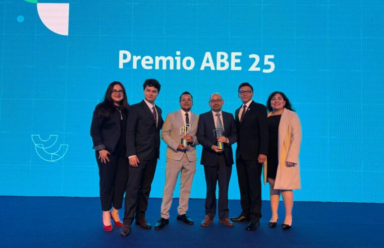 Caja Arequipa: doble ganadora en Premio ABE por impulsar crecimiento e innovación