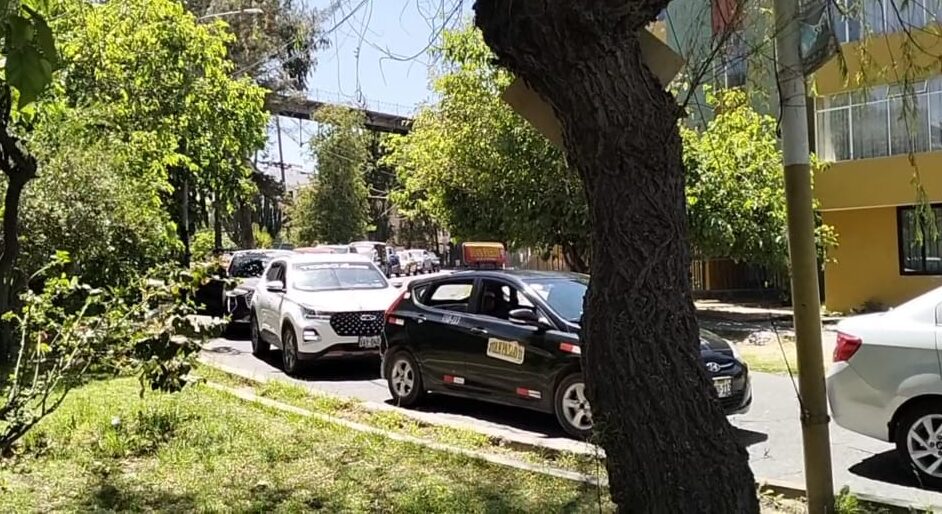 Caos y malestar en Vallecito por obras