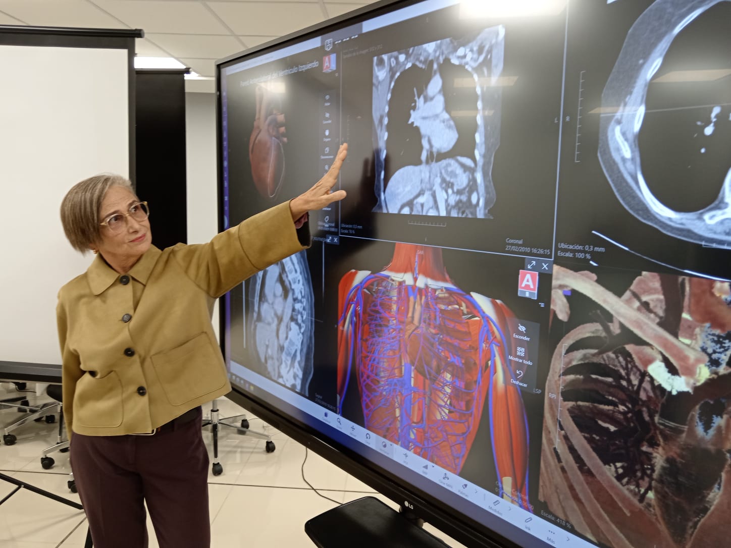 «El médico no debe olvidar que primero atiende a una persona”