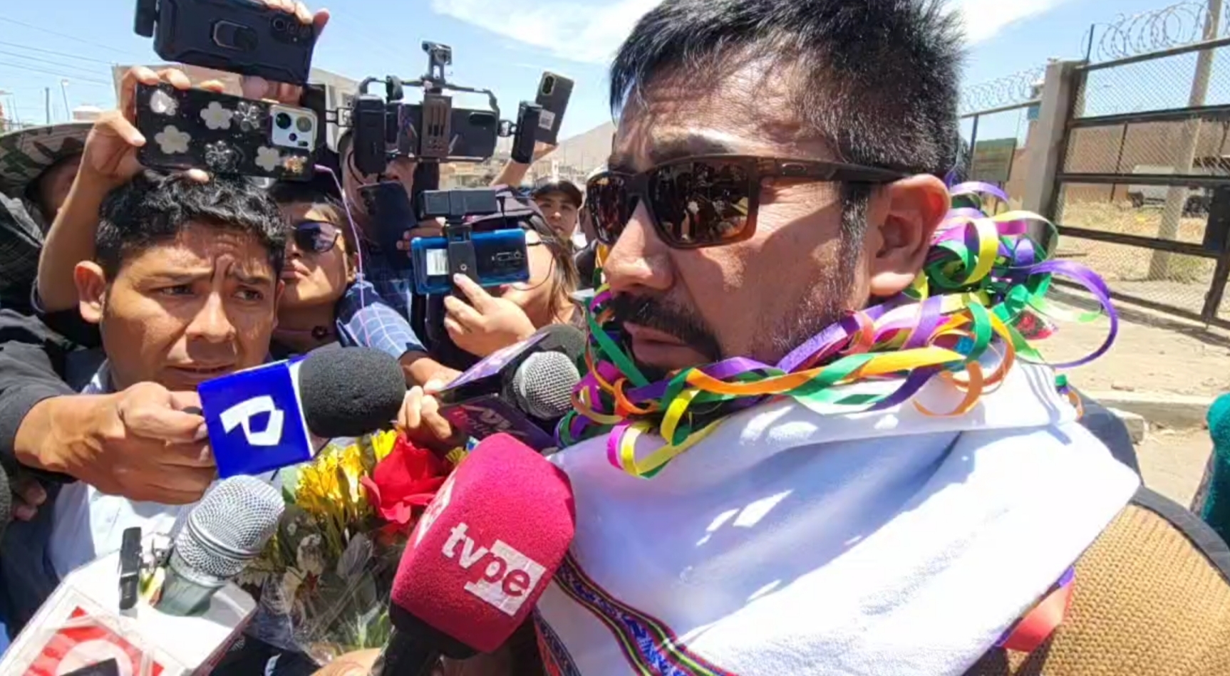 Cáceres Llica deja el penal de Socabaya y marca distancia de la política