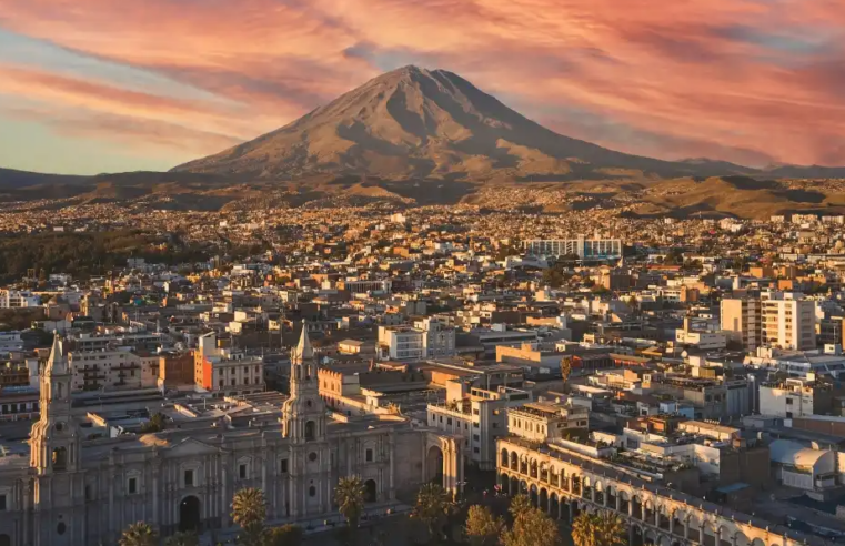 Más de 177 mil viviendas informales y región arrastra brechas en infraestructura