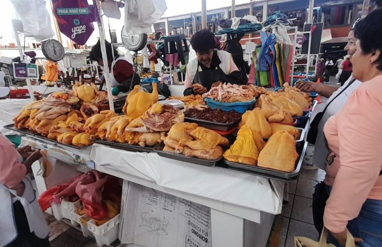 Precio del pollo sube ligeramente en los centros de abasto de Arequipa
