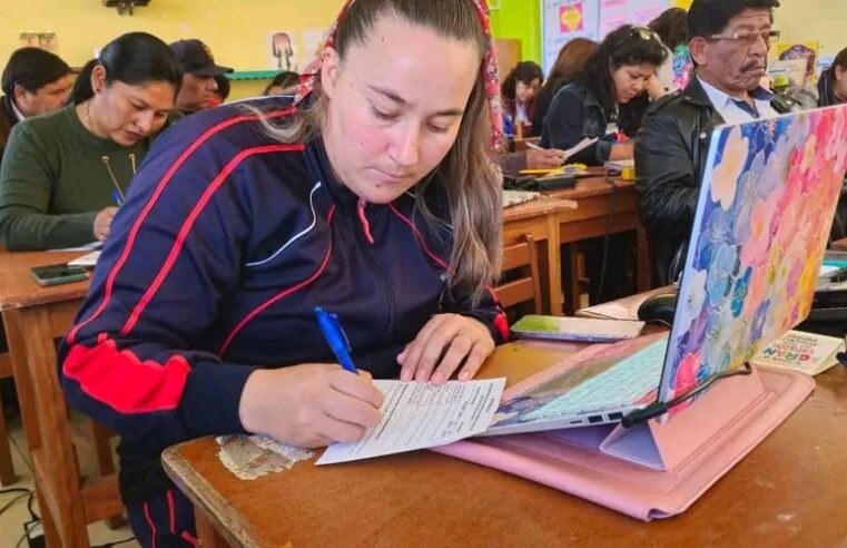 Fortalecen competencias digitales-tecnológicas de 60 profesores