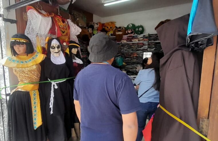 Halloween gana terreno al criollismo