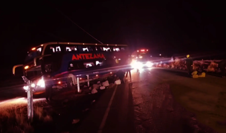 Delincuentes asaltan cinco buses interprovinciales en sector Chaupi