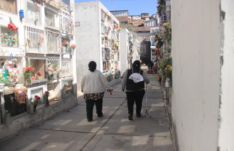Cementerio la Apacheta espera recibir a más de 50 mil por Todos Santos