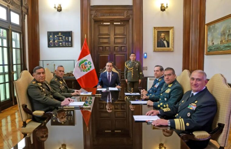 Presidente Jerí convocó a FF.AA. y PNP para evaluar acciones ante criminalidad