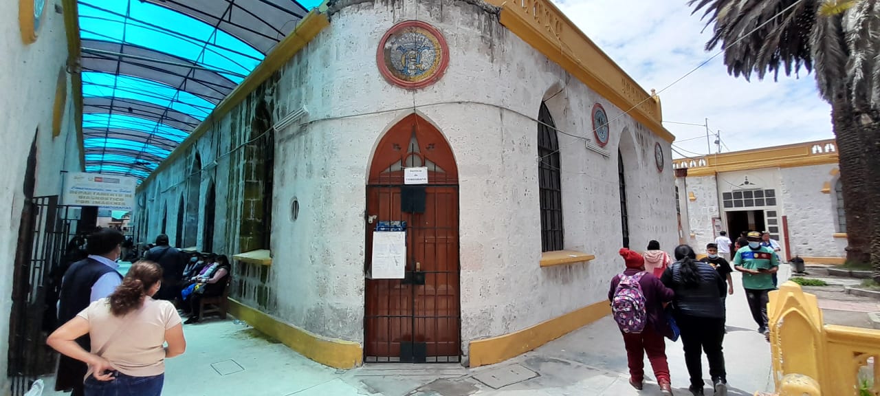 Médicos del Goyeneche cuestionan retrasos en reconstrucción del hospital