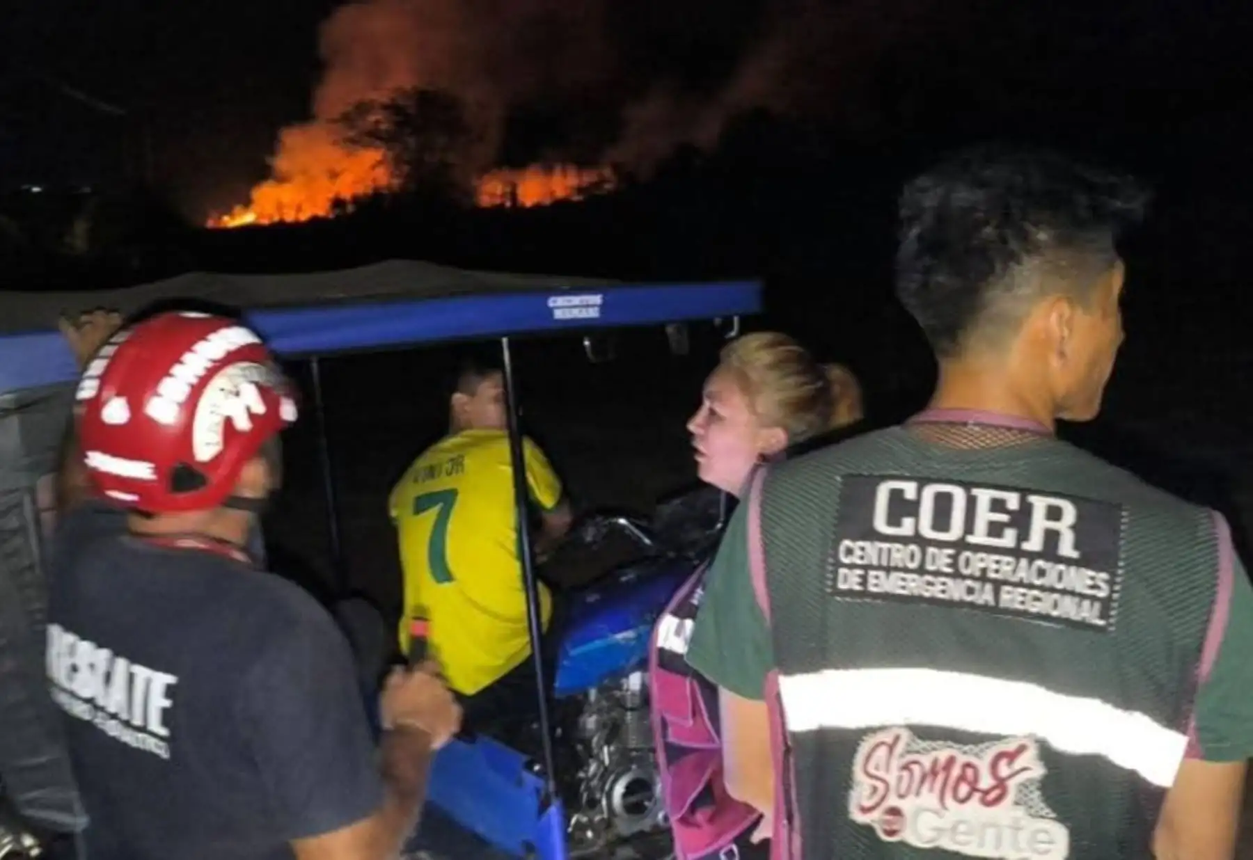 Brindan apoyo para controlar incendio forestal